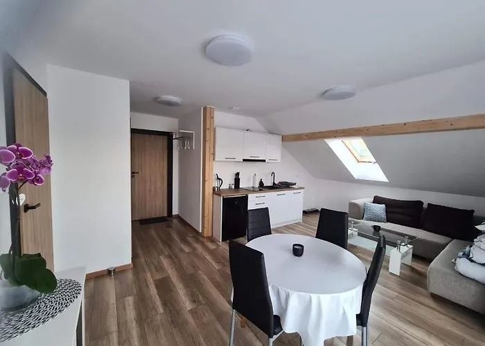 Podniebne Gory Apartment
